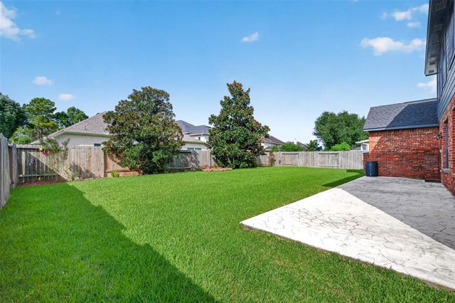 11504 Bay Crossing Drive, Pearland, TX 77584