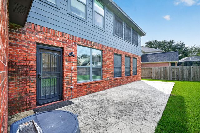11504 Bay Crossing Drive, Pearland, TX 77584