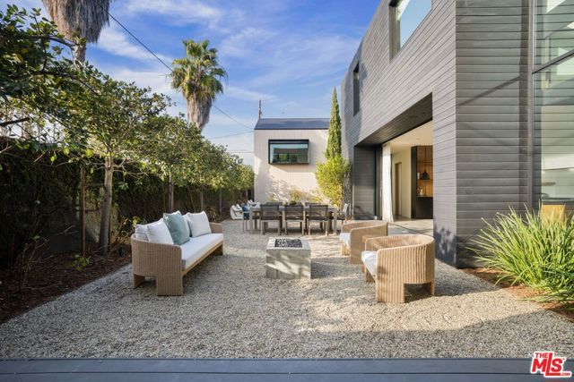 901 Flower Avenue, Venice (los Angeles), CA 90291