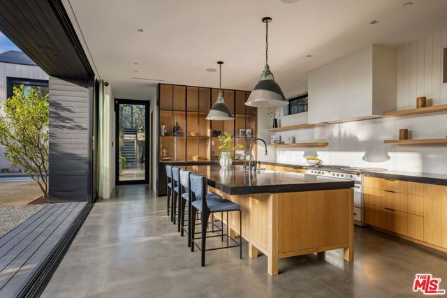 901 Flower Avenue, Venice (los Angeles), CA 90291