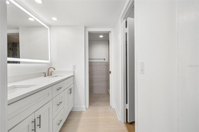 2618 COVE CAY DRIVE 206, Clearwater, FL 33760