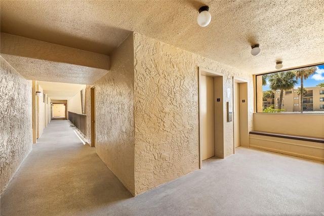 2618 COVE CAY DRIVE 206, Clearwater, FL 33760