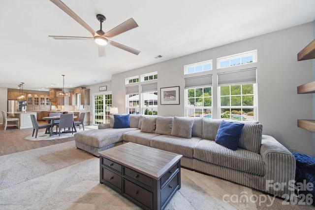 206 Pamlico Lane, Mooresville, NC 28117