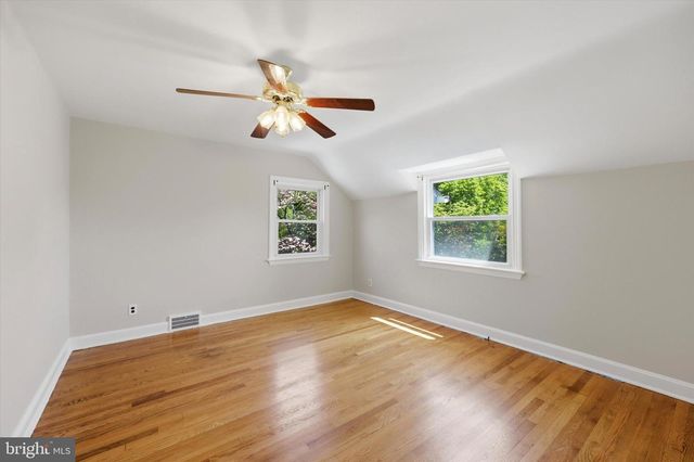 143 BRYN MAWR AVE, Lansdowne, PA 19050