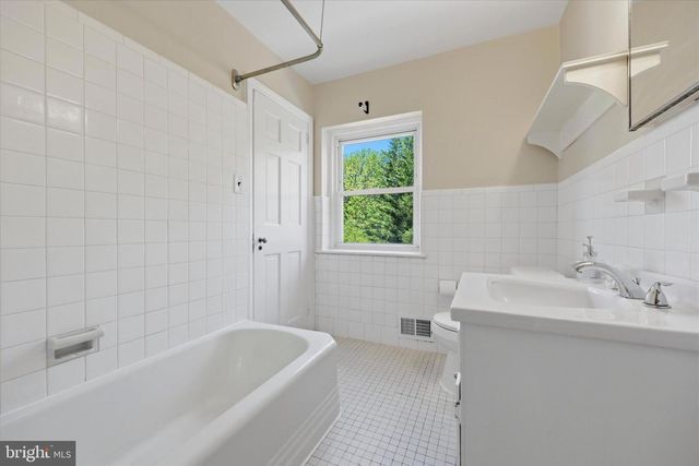 143 BRYN MAWR AVE, Lansdowne, PA 19050