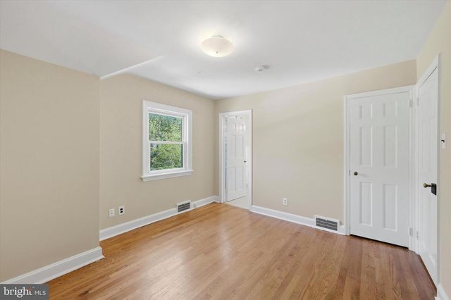 143 BRYN MAWR AVE, Lansdowne, PA 19050