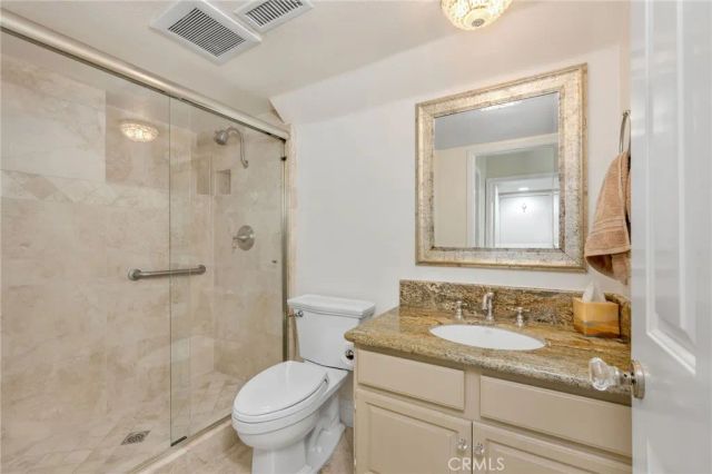 4 Reina, Dana Point, CA 92629