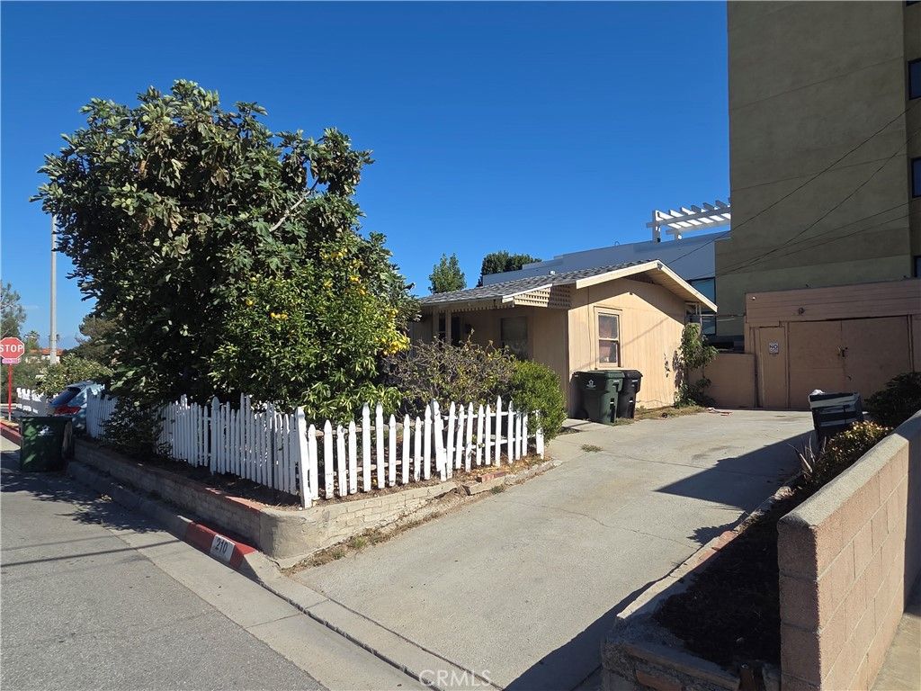 210 E Woodward, Alhambra, CA 91801 — photo 2