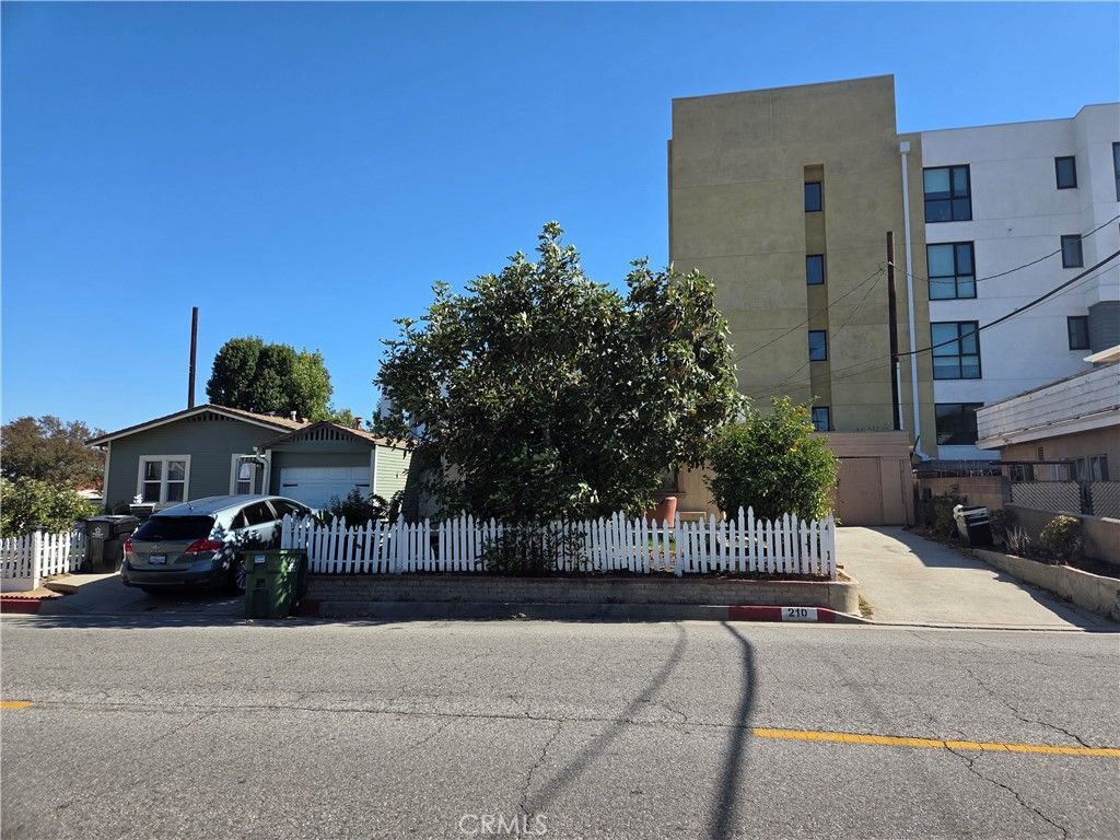 210 E Woodward, Alhambra, CA 91801 — photo 3