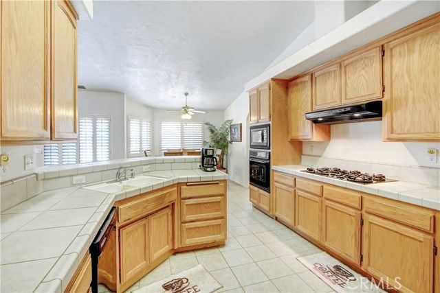 11949 Hawthorne Avenue, Hesperia, CA 92345