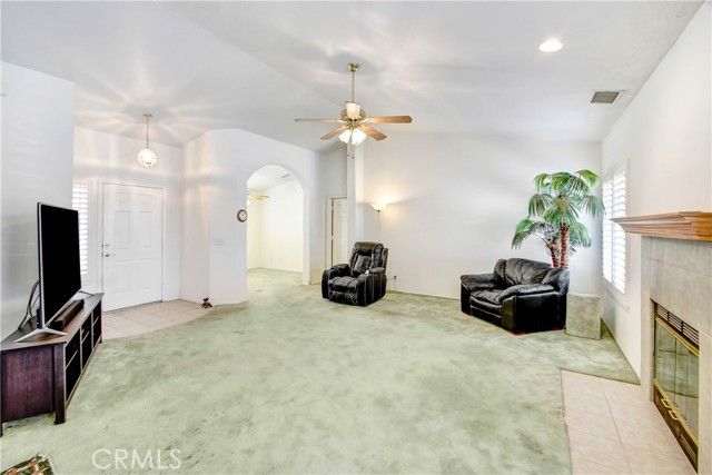 11949 Hawthorne Avenue, Hesperia, CA 92345