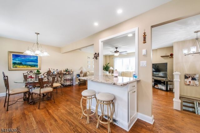 2 Rolling View Dr, Independence Twp., NJ 07840