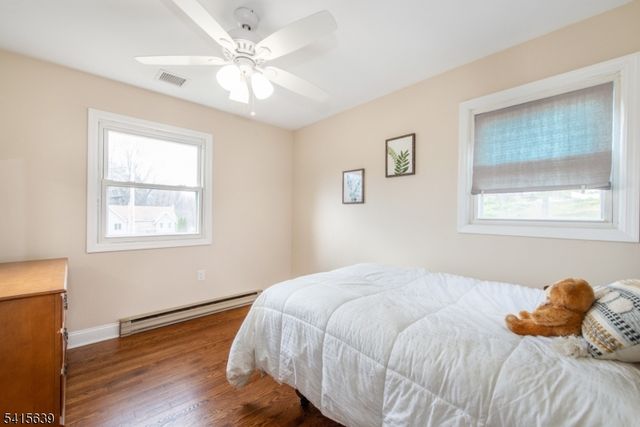 2 Rolling View Dr, Independence Twp., NJ 07840