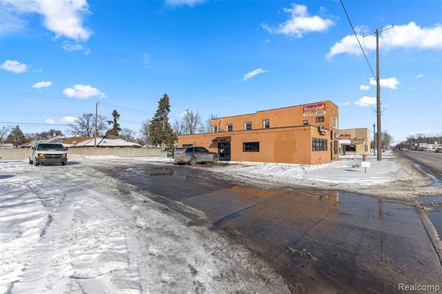 24302 W Warren Street, Dearborn Heights, MI 48127