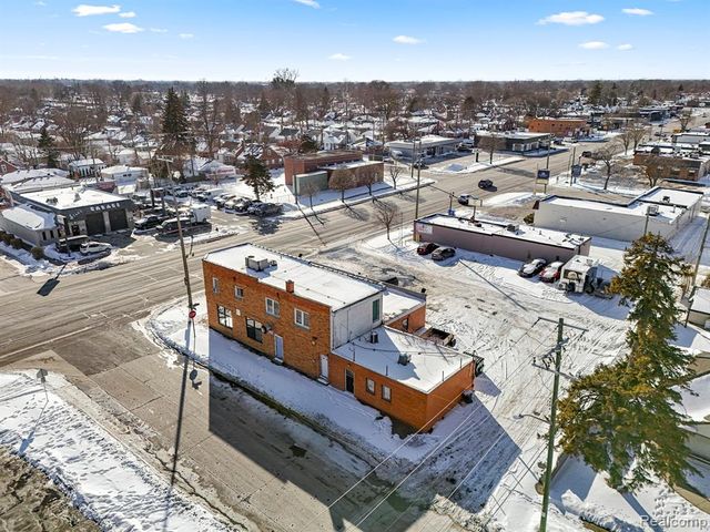 24302 W Warren Street, Dearborn Heights, MI 48127