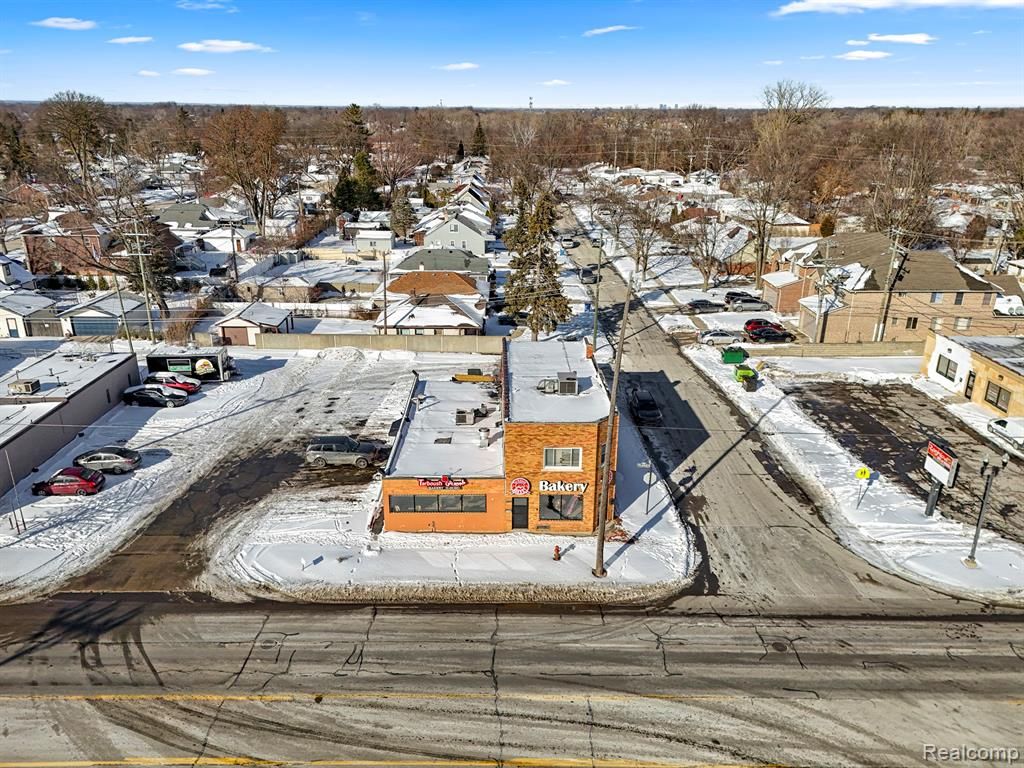 24302 W Warren Street, Dearborn Heights, MI 48127