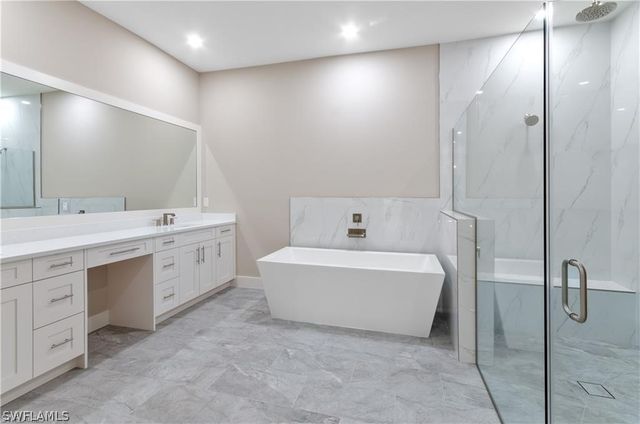 14302 Charthouse CIR, Naples, FL 34114