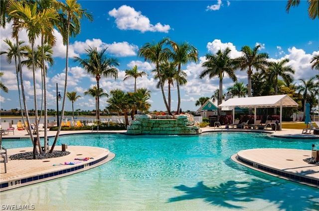 14302 Charthouse CIR, Naples, FL 34114