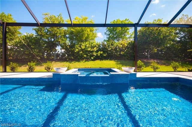 14302 Charthouse CIR, Naples, FL 34114