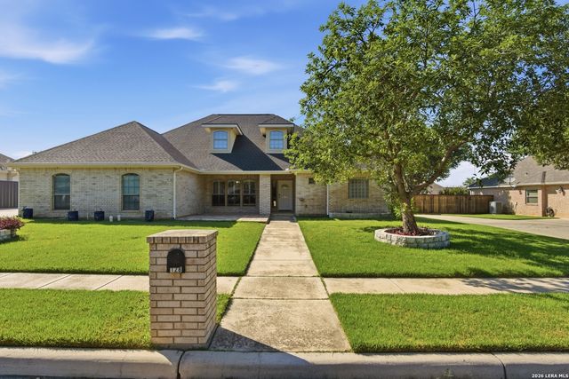 128 Alexandria St., La Vernia, TX 78121