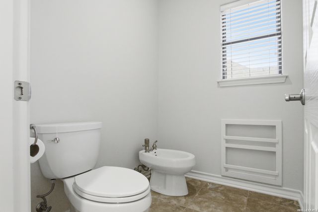 128 Alexandria St., La Vernia, TX 78121