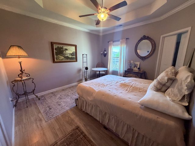 685 Fox Hound Dr, Clarksville, TN 37040