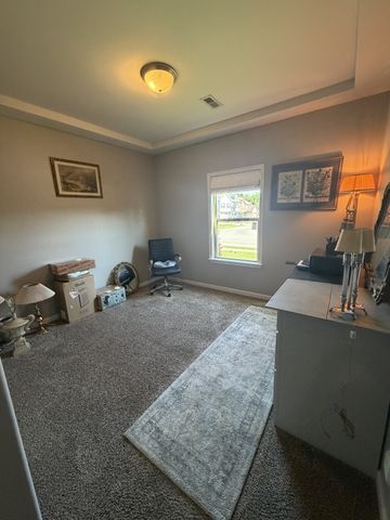 685 Fox Hound Dr, Clarksville, TN 37040