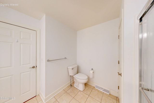 14203 Admirals Walk Drive, Cohoes, NY 12047