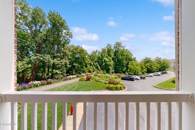 14203 Admirals Walk Drive, Cohoes, NY 12047