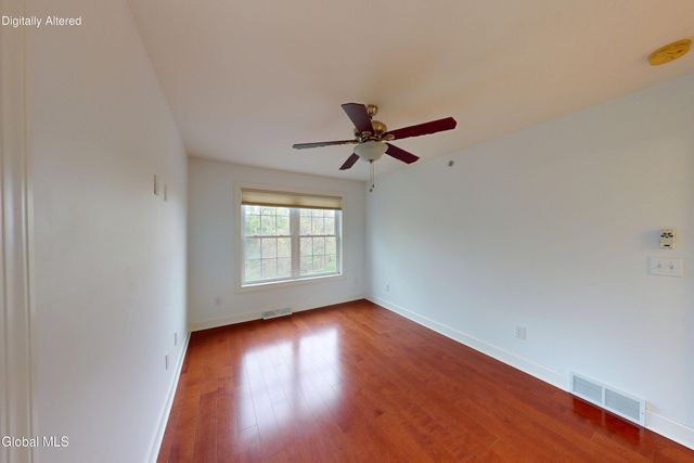 14203 Admirals Walk Drive, Cohoes, NY 12047