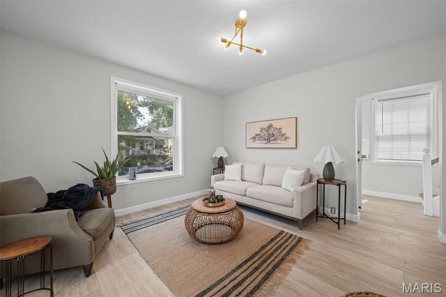 4625 Adkins Avenue, St Louis, MO 63116