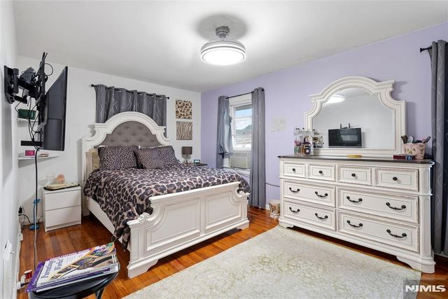 29 Gordon Street, Ridgefield Park, NJ 07660