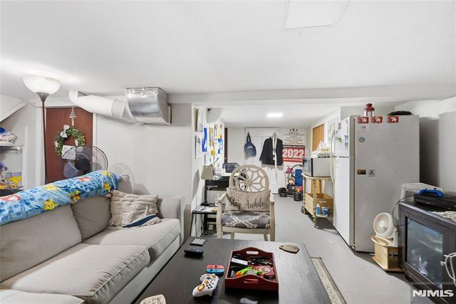 29 Gordon Street, Ridgefield Park, NJ 07660