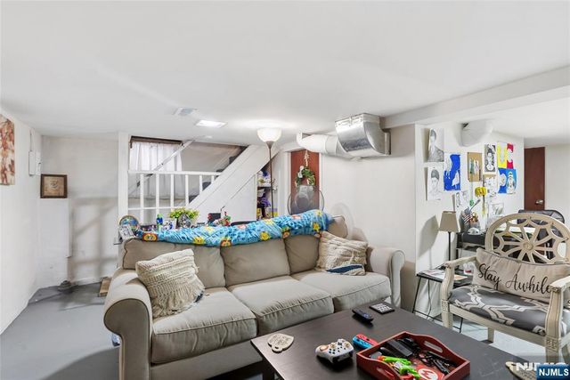 29 Gordon Street, Ridgefield Park, NJ 07660