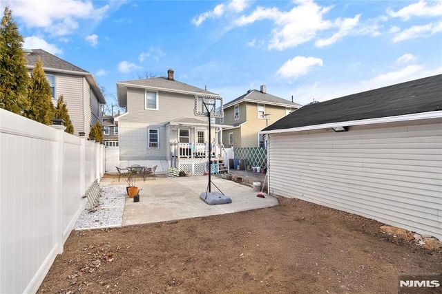 29 Gordon Street, Ridgefield Park, NJ 07660