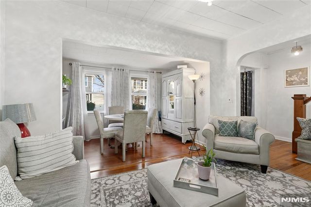 29 Gordon Street, Ridgefield Park, NJ 07660