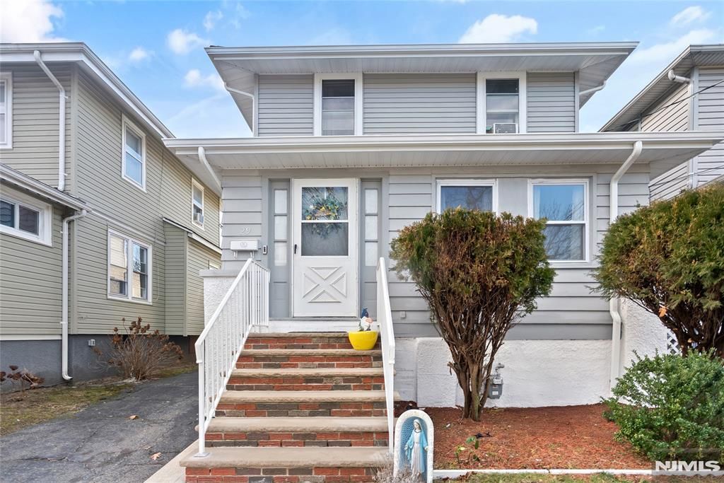 29 Gordon Street, Ridgefield Park, NJ 07660