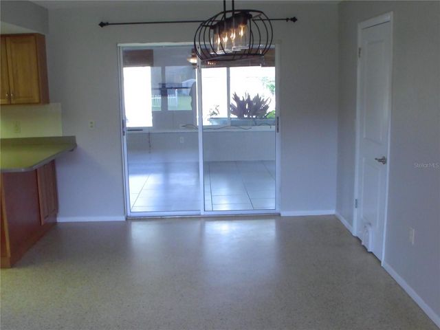 42 CATALINA DRIVE, Debary, FL 32713