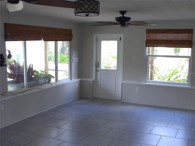 42 CATALINA DRIVE, Debary, FL 32713