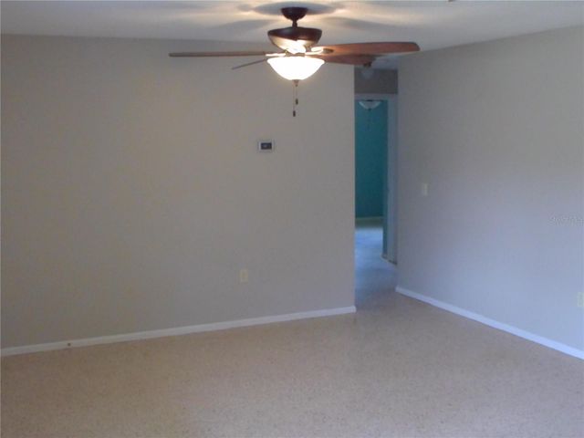 42 CATALINA DRIVE, Debary, FL 32713