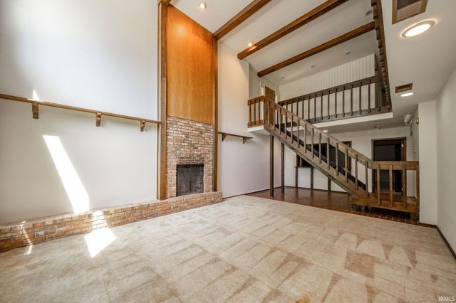 2707 W Woodbridge Drive, Muncie, IN 47304
