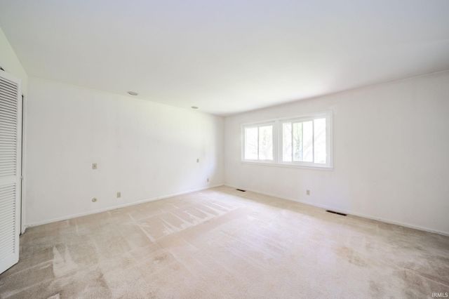 2707 W Woodbridge Drive, Muncie, IN 47304