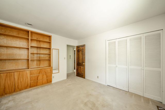 2707 W Woodbridge Drive, Muncie, IN 47304