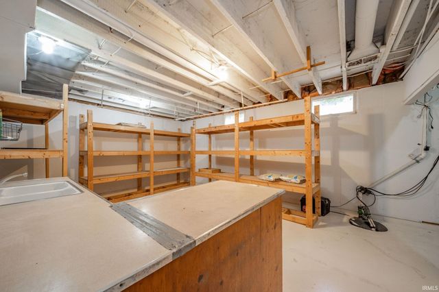 2707 W Woodbridge Drive, Muncie, IN 47304