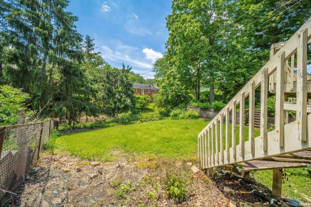 2707 W Woodbridge Drive, Muncie, IN 47304
