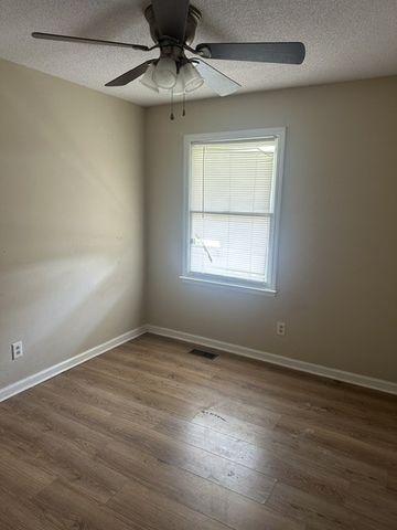 137 Shelbyville Hwy, Fayetteville, TN 37334