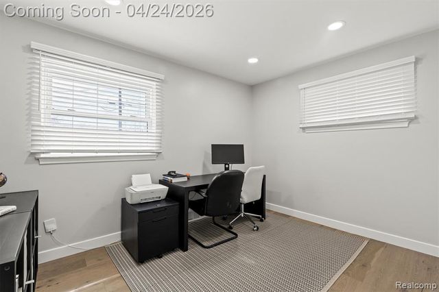 31681 Lamar Drive, Farmington, MI 48336