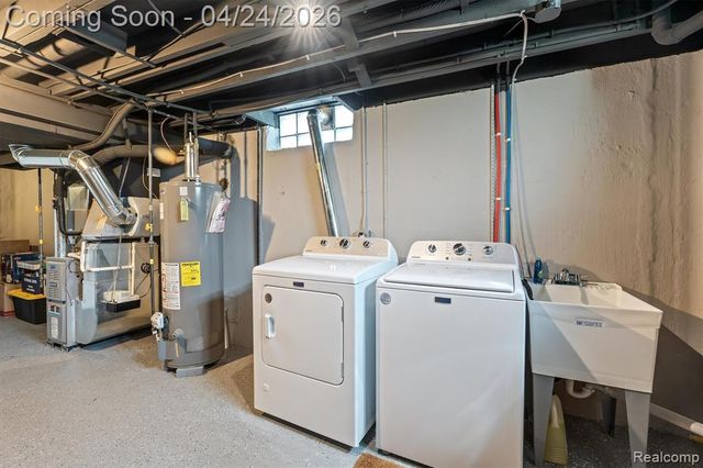 31681 Lamar Drive, Farmington, MI 48336