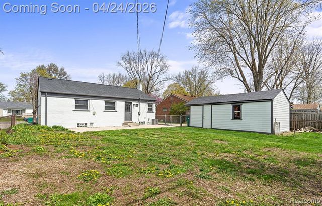 31681 Lamar Drive, Farmington, MI 48336