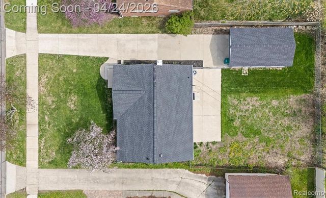 31681 Lamar Drive, Farmington, MI 48336